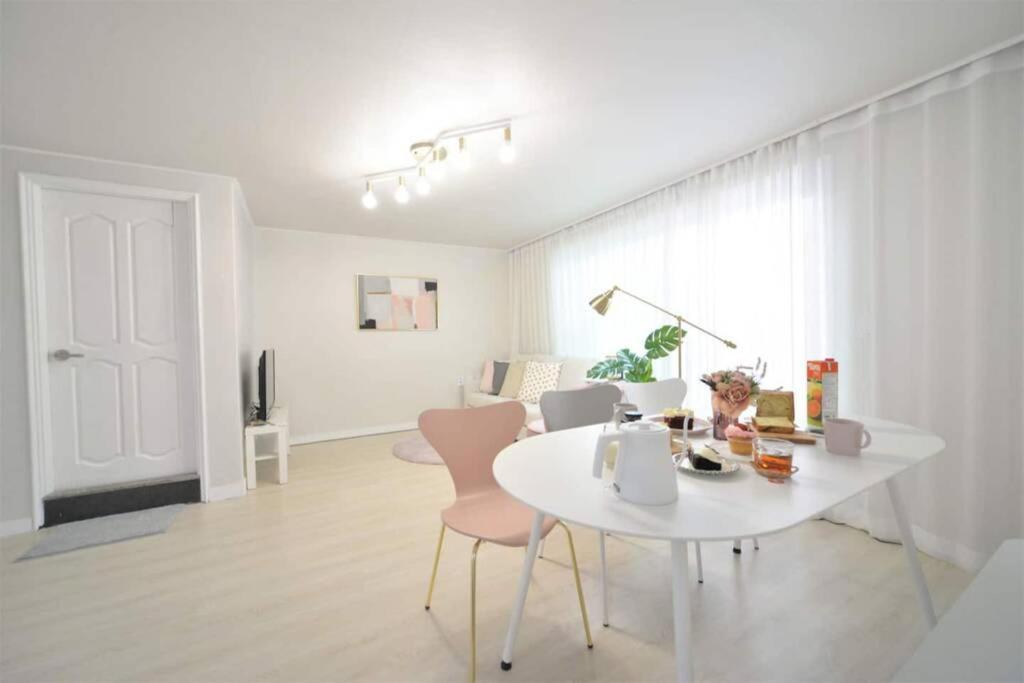 Lovely House Сеул Экстерьер фото